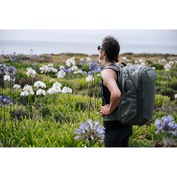 peak-design-travel-backpack-45l-sage-ruk-0818373020866_3.jpg