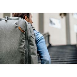 peak-design-travel-backpack-45l-sage-ruk-0818373020866_4.jpg