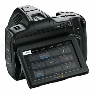 blackmagic-design-pocket-cinema-camera-6k-pro-canon-ef-76941-9338716006858_104737.jpg
