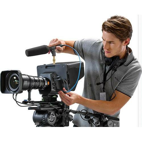 blackmagic-studio-camera-4k-2-9338716004601_16.jpg
