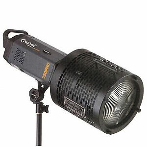 Bowens BW-2914 Fresnel 200 spot attachment Spotlights