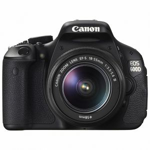 Canon EOS 600D + EF-s 18-55 DC kit DSLR fotoaparat s objektivom 18-55mm III