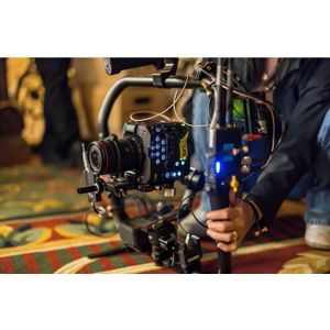 canon-eos-c400-cinema-97608-4549292224603.jpg