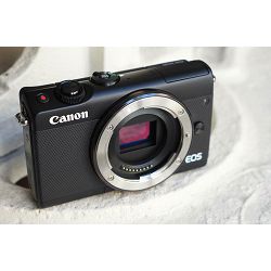 canon-eos-m100-body-black-mirrorless-dig-4549292093650_2.jpg