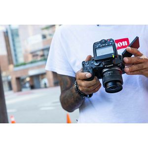 canon-rf-s-10-18mm-f45-63-is-stm-70305-4549292222012_112750.jpg