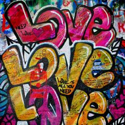 Click Props Background Vinyl with Print Love Graffiti 1,52x1,52m studijska foto pozadina s grafikom