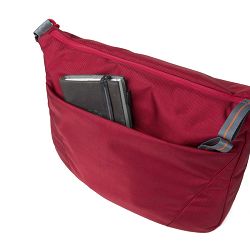 crumpler-doozie-photo-sling-deep-red-car-4036957311391_3.jpg