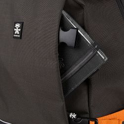 crumpler-proper-roady-half-photo-backpac-4036957411282_6.jpg