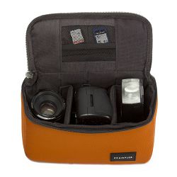 crumpler-the-inlay-zip-protection-pouch--4036957111199_3.jpg