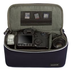 crumpler-the-inlay-zip-protection-pouch--tizpp-m-002_3.jpg