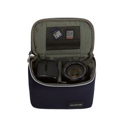 crumpler-the-inlay-zip-protection-pouch--tizpp-xs-002_3.jpg