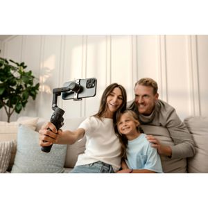 dji-osmo-mobile-8-28473-6937224126817.jpg
