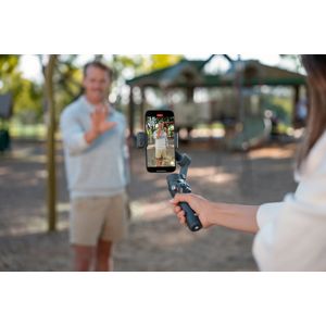 dji-osmo-mobile-8-48998-6937224126817.jpg