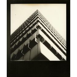 impossible-black-white-20-instant-film-f-9120066081544_3.jpg