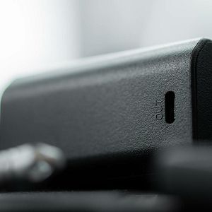 jupio-pr1me-gear-tri-charge-lp-e6-3u1-punjac-powerbank-i-spr-49803-8719743932401_110134.jpg