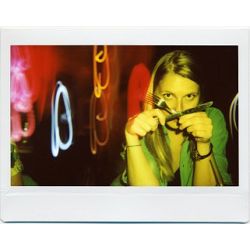lomography-lomoinstant-wide-victoria-pea-li900vp_12.jpg