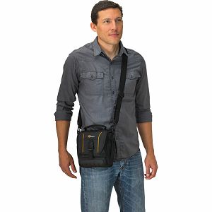 lowepro-torba-adventura-sh-140-ii-black--lp36863_4.jpg