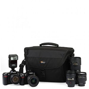 lowepro-torba-nova-200-03012168_2.jpg