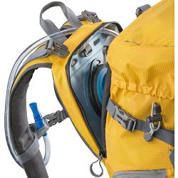 mantona-elements-outdoor-backpack-with-b-4056929210026_5.jpg