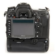 meike-mk-d600-mb-d11-battery-grip-drzac--100928_3.jpg