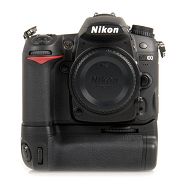 meike-mk-d600-mb-d11-battery-grip-drzac--100928_4.jpg