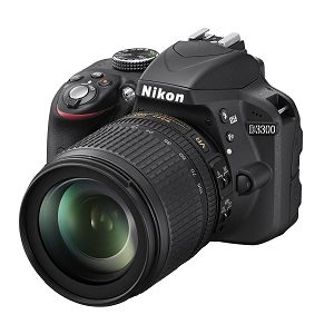 Nikon D3300 + 18-105VR KIT DSLR digitalni fotoaparat i objektiv Nikkor AF-S DX 18-105 18-105mm f/3.5-5.6G ED VR (VBA390K005)