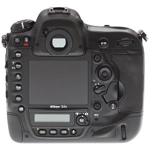 nikon-d4s-professional-dslr-fotoaparat-v-03011900_3.jpg