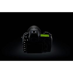 nikon-d500-kit-af-s-16-80mm-dx-f-28-4e-e-vba480k001_22.jpg