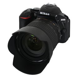 Nikon D5500 + AF 18-105 VR KIT VBA440K004 DSLR digitalni fotoaparat Camera with 18-105VR f/3.5-5.6G ED lens APS-C DX objektiv