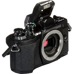 olympus-e-m10-iii-14-42mm-40-150mm-doubl-v207071be010_22.jpg