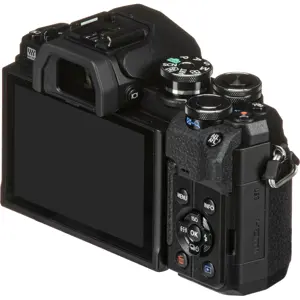 olympus-e-m10-iv-14-42mm-f35-56-ez-black-pancake-kit-v207132-70170-4545350053314.webp