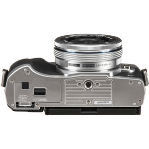 olympus-e-m10-iv-14-42mm-f35-56-ez-silver-pancake-kit-v20713-20253-4545350053321.jpg