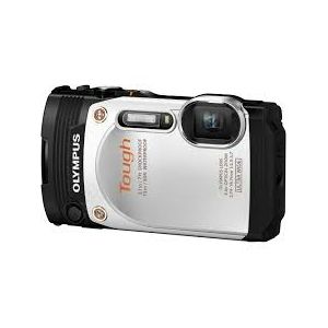 Olympus TG-860 White - 16.0 MP backlit CMOS, 5x super wide Zoom, 3.0" tilt LCD, 15m waterproof full 60p HD Movie Tough digitalni kompaktni fotoaparat V104170WE000