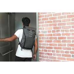 peak-design-everyday-backpack-20l-charco-0855110003768_10.jpg
