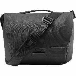 peak-design-everyday-messenger-13l-v2-black-bedm-13-bk-2-60987-818373021559_105089.jpg