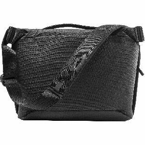 peak-design-everyday-messenger-13l-v2-black-bedm-13-bk-2-83101-818373021559_105086.jpg