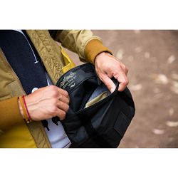 peak-design-field-pouch-black-foto-torba-0818373020460_7.jpg