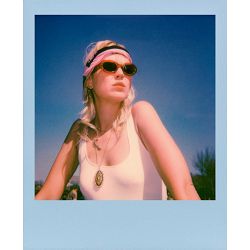 polaroid-originals-color-film-for-600-ic-9120066088833_9.jpg