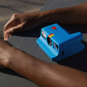 polaroid-originals-go2-blue-instant-fotoaparat-s-trenutnim-i-47250-9120096777356.jpg