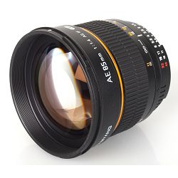 samyang-85mm-f14-if-mc-aspherical-olympu-100403_2.jpg