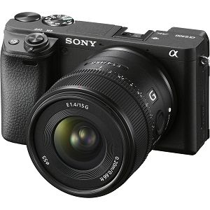 sony-e-15mm-f14-g-sirokokutni-objektiv-56012-4548736132184_110351.jpg