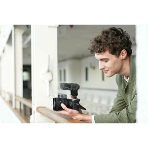 sony-fe-20-70mm-f4-g-standardni-objektiv-za-e-mount-sel2070g-25245-4548736134799_108225.jpg