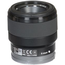 sony-fe-50mm-f-18-lens-03016079_12.jpg