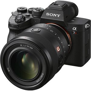 sony-fe-50mm-f12-gm-black-portretni-standardni-objektiv-za-e-13985-4548736132009_108272.jpg