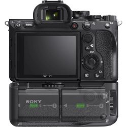 sony-vg-c4em-vertical-battery-grip-drzac-4548736105546_4.jpg