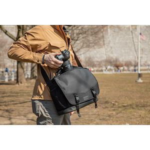 tenba-dna-13-dslr-messenger-bag-black-50522-816779022880_113038.jpg