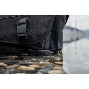 tenba-dna-13-dslr-messenger-bag-black-98518-816779022880_113040.jpg