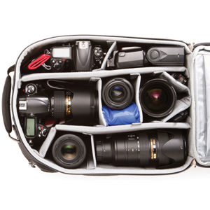 think-tank-airport-commuter-black-34724-874530004865.jpg