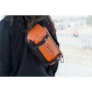 wandrd-rogue-sling-6l-sedona-orange-slg6-so-1-37821-850041678382_110293.jpg
