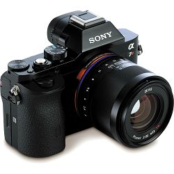 zeiss-loxia-50mm-f-2-fe-objektiv-za-sony-4047865500173_5.jpg